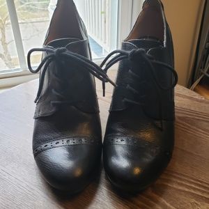 Nine West black oxford wedges 7.5